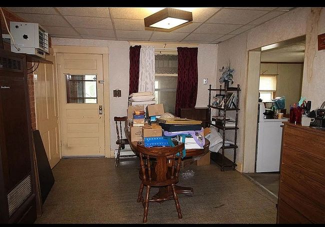 Image of 305 S Smith St
