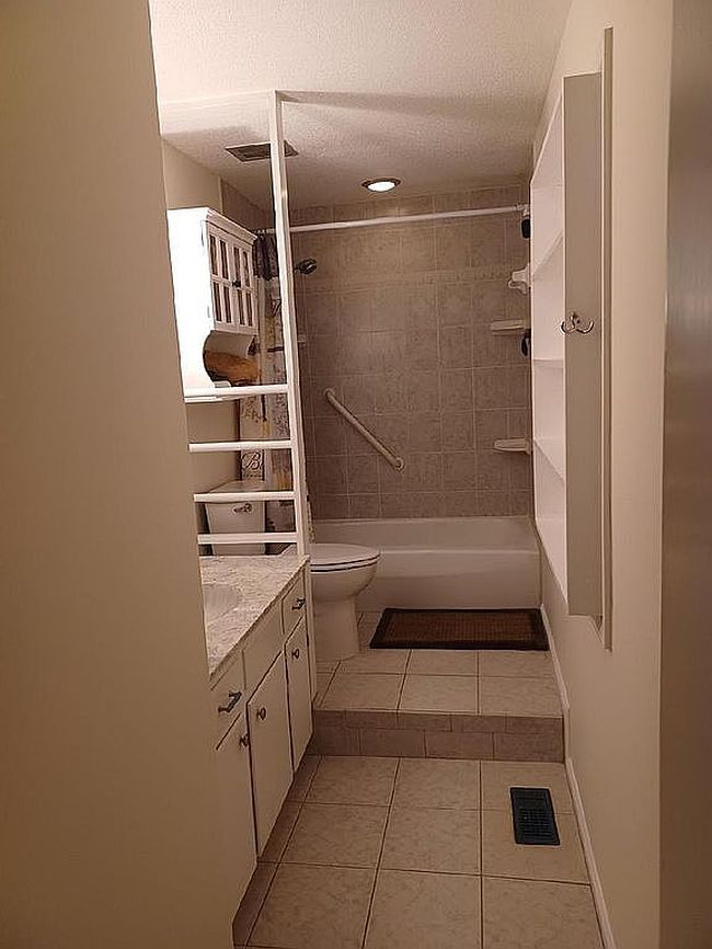 Preview of property located at 1118 Askham Dr