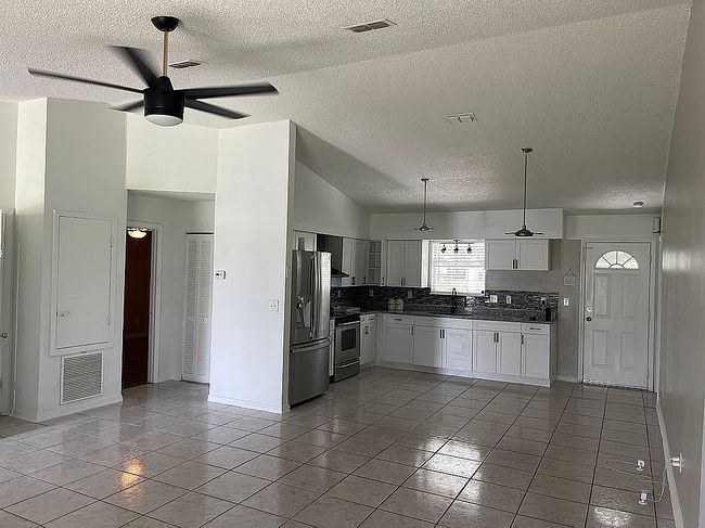 Photo of 126 Tuscanooga Rd, Mascotte, FL