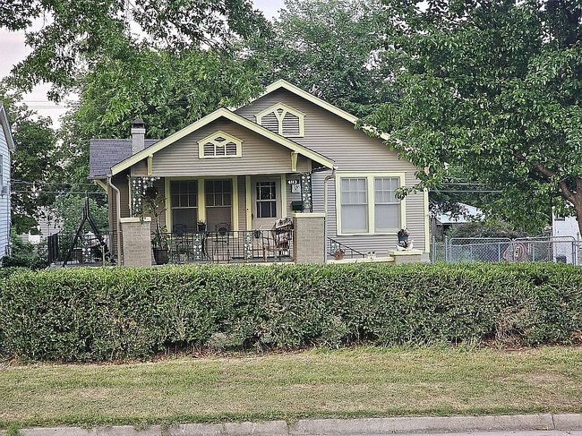 Additional photo 1 of property located at 4113 S 34th Ave W