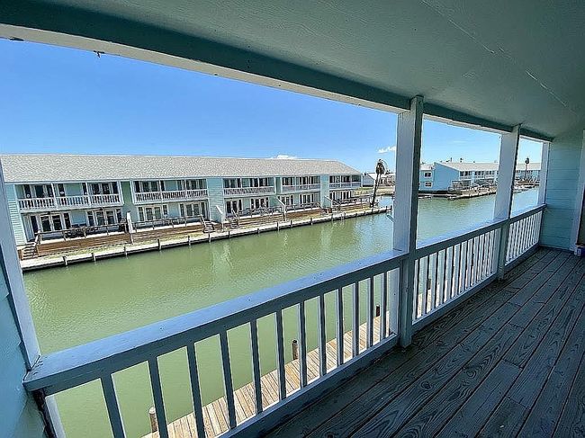Preview of property located at 909 Sandollar St