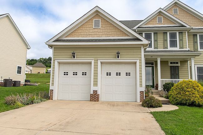 Photo of 331 Windsor Dr, Fishersville, VA