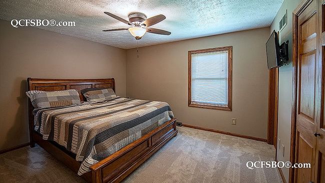 Image of 2511 Emerald Dr