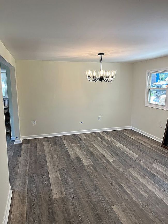 Image of 245 Woodward Ln