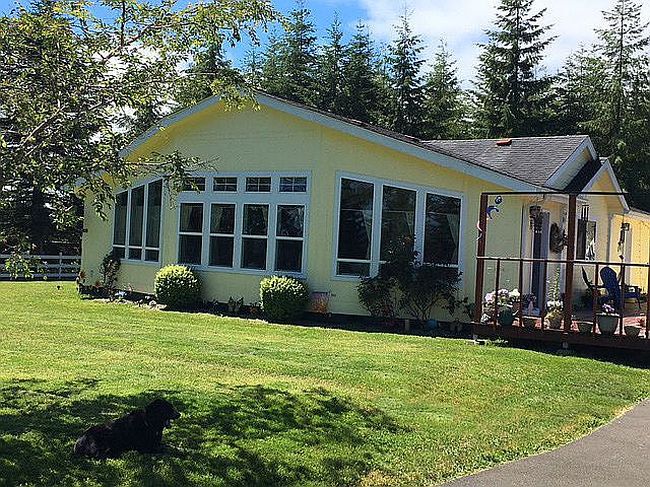 Image of 2900 Mallis Landing Rd