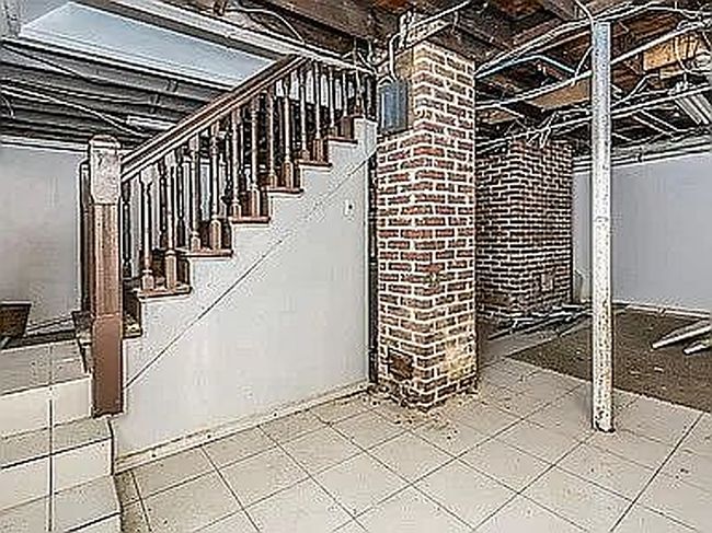 Photo of 105 Hartford Tpke, Shrewsbury, MA