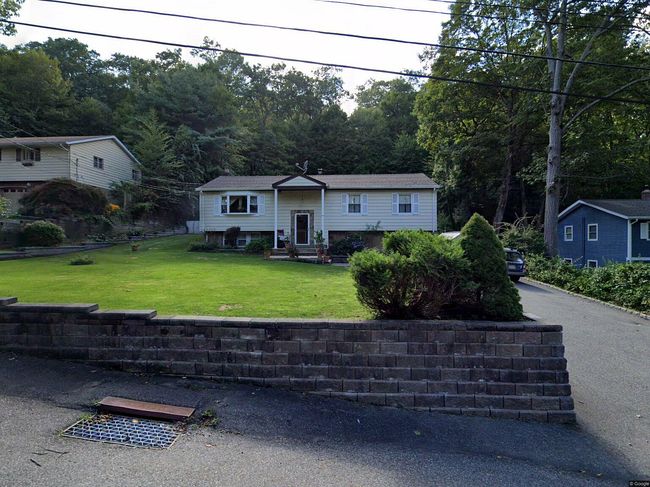 Photo of 18 Upper High Crest Dr