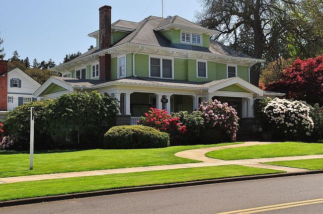 Photo of 301 W Main St, Silverton, OR
