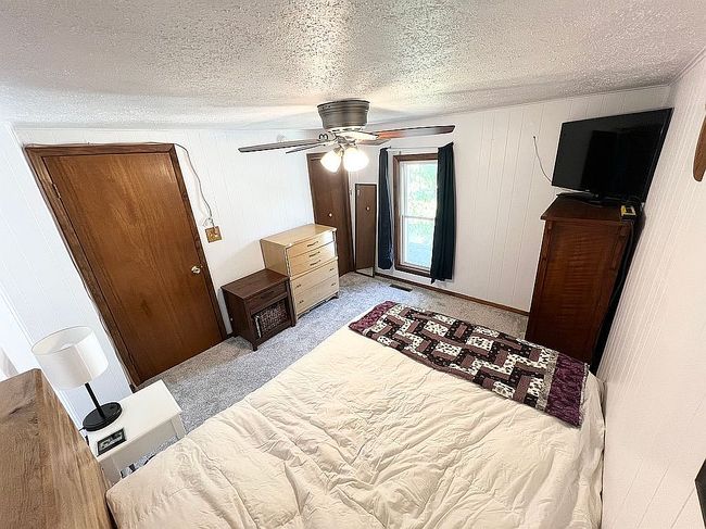 Image of 204 W 6th St
