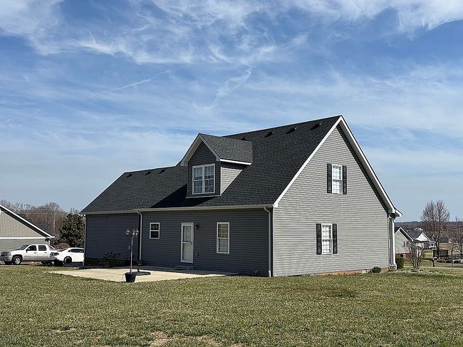 Image of 985 Woodhill Rd