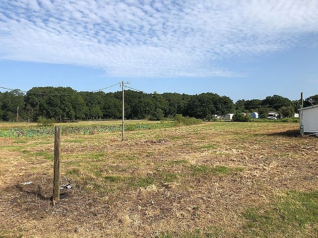 Photo of 2012 Engessor Rd, Zephyrhills, FL