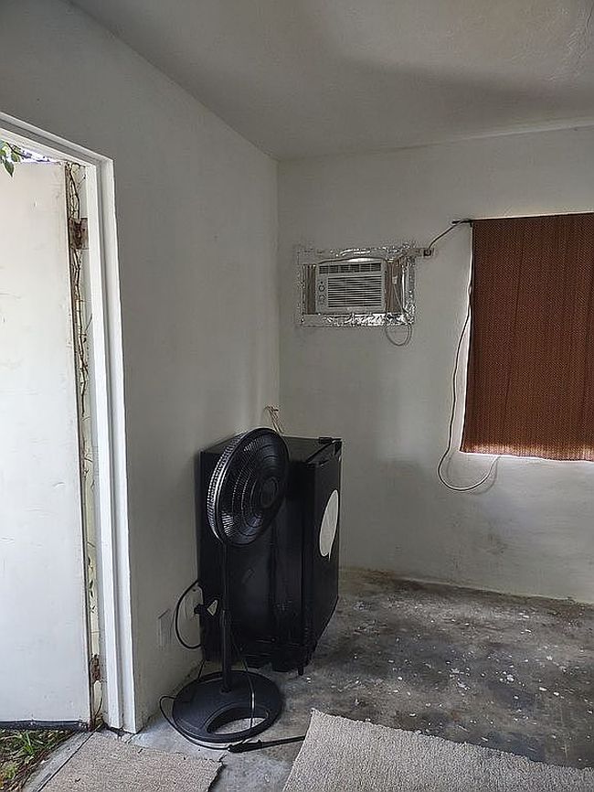 Preview of property located at 1464 Sw 28th Way