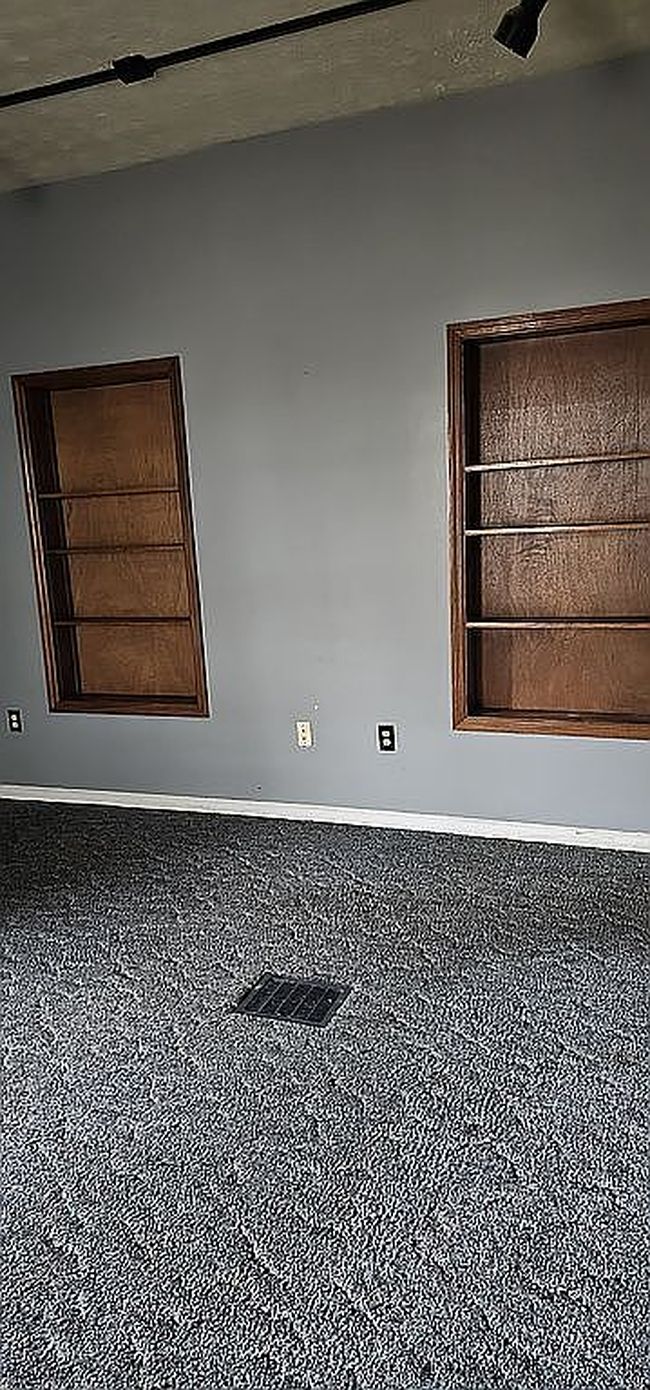 Image of 196 S 3rd St