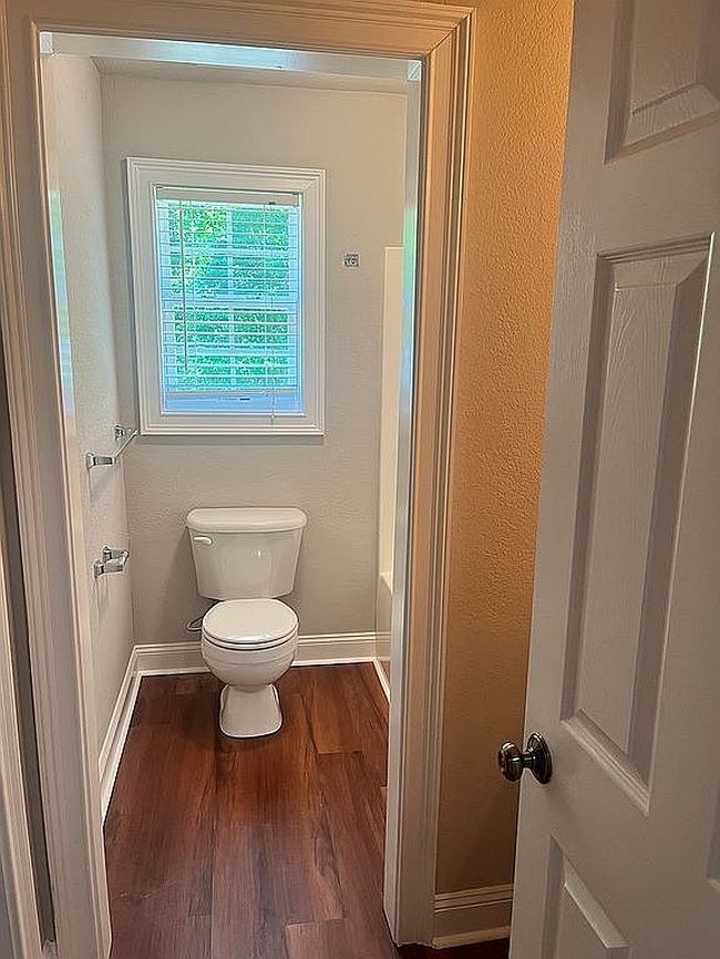Photo of 807 W Longleaf Dr Unit 73, Auburn, AL