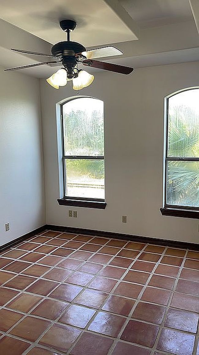 Additional photo 1 of property located at 6620 N 4th St