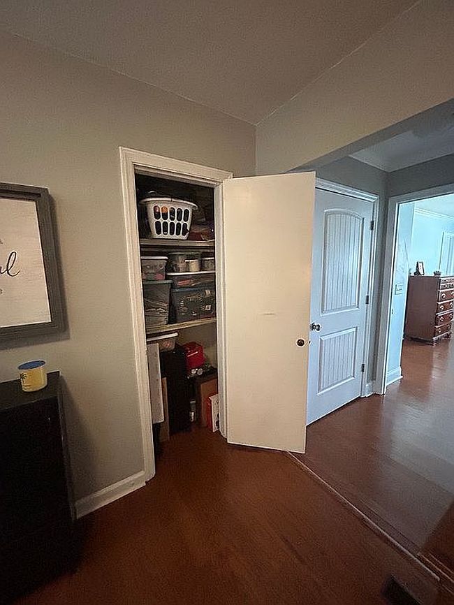 Preview of property located at 991 Joe Engel Dr