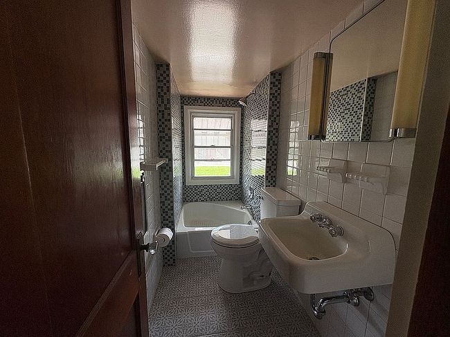 Photo of 301 S Fayette St, Shippensburg, PA