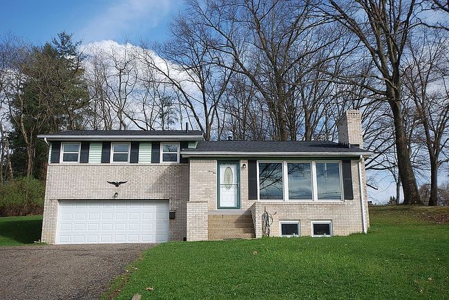 Preview of property located at 310 Victoria Ave Nw