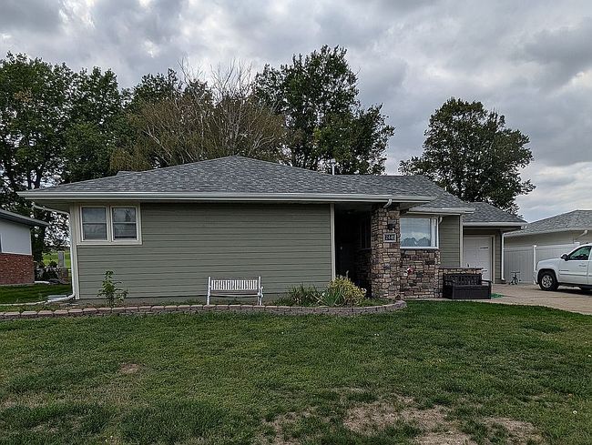 Photo of 2446 El Rancho Rd
