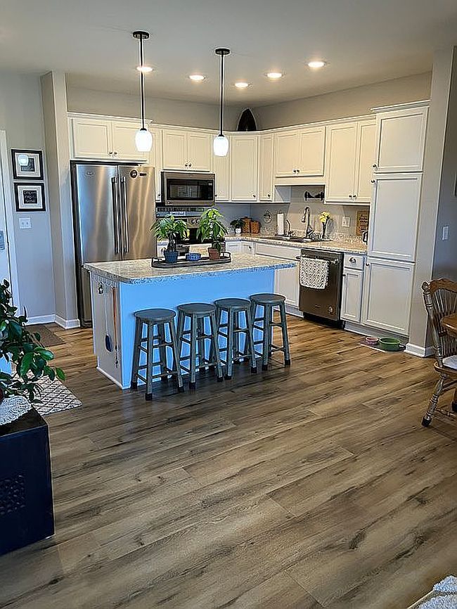 Additional photo 2 of property located at 3550 Stone Creek Cir Sw #310