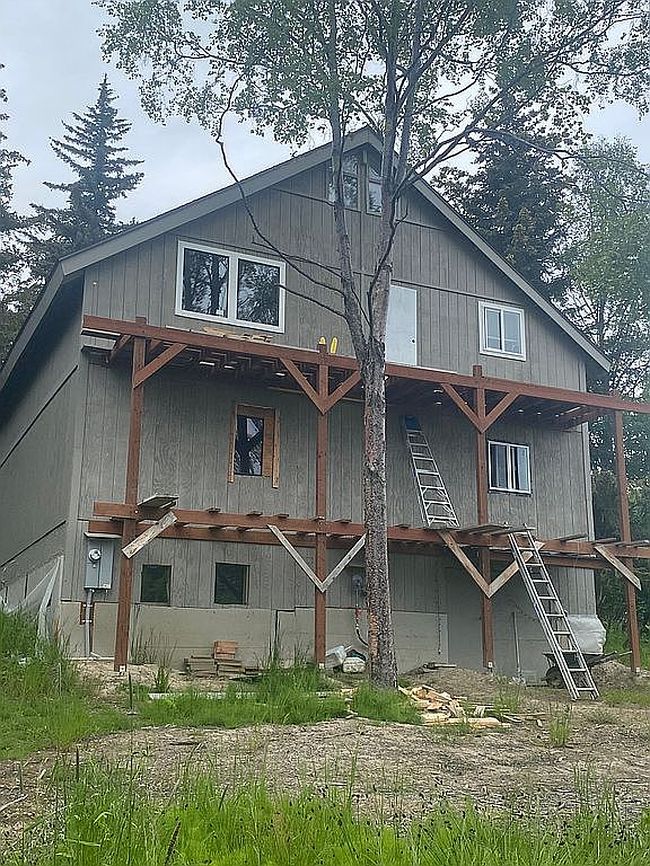 Photo of 1374 E End Rd, Homer, AK