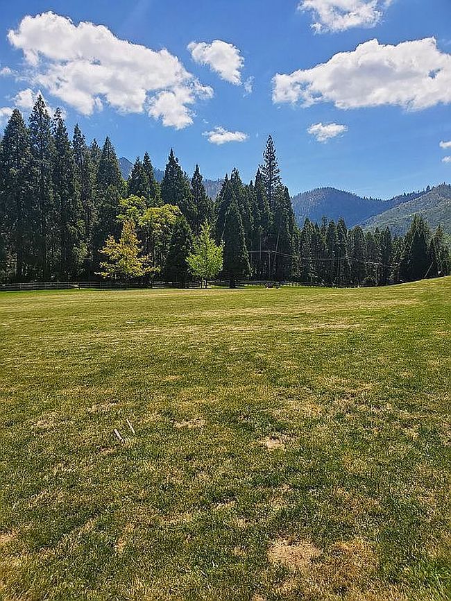 Photo of 1771 James Dr, Springville, CA