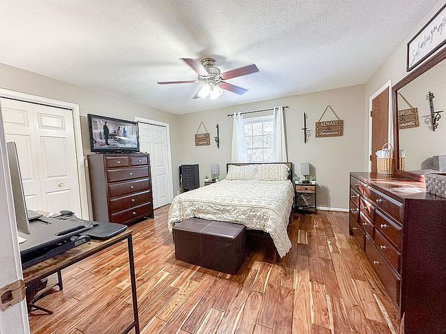 Photo of 8082 Grandview Rd, Columbus, IN