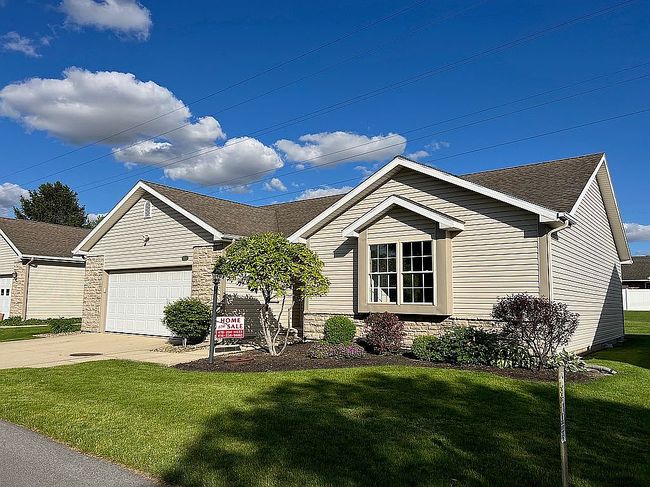 Image of 102 Magnolia Ln