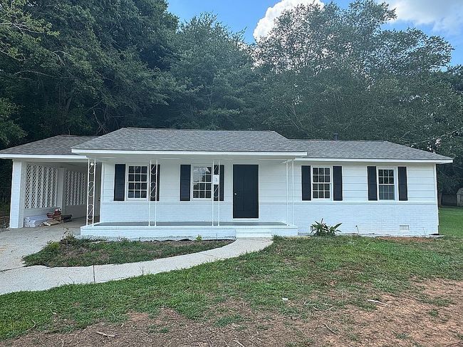 Photo of 1063 Vineyard Rd, Griffin, GA
