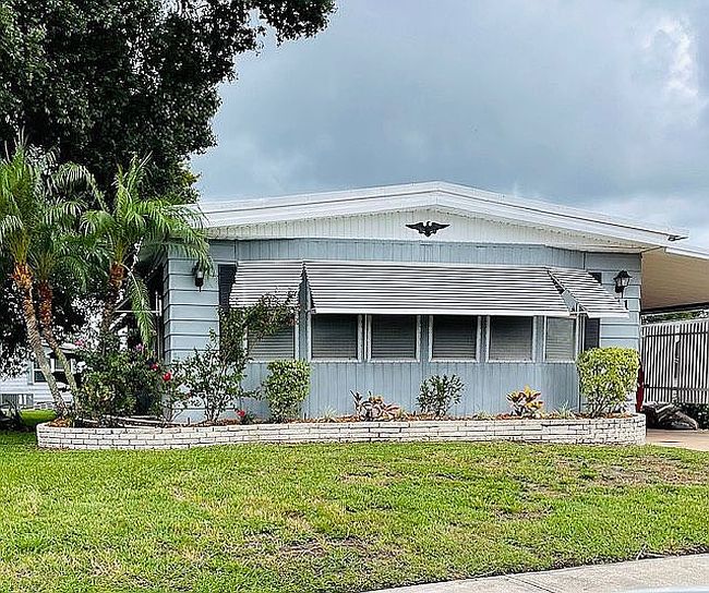 Preview of property located at 811 Elizabeth Ln