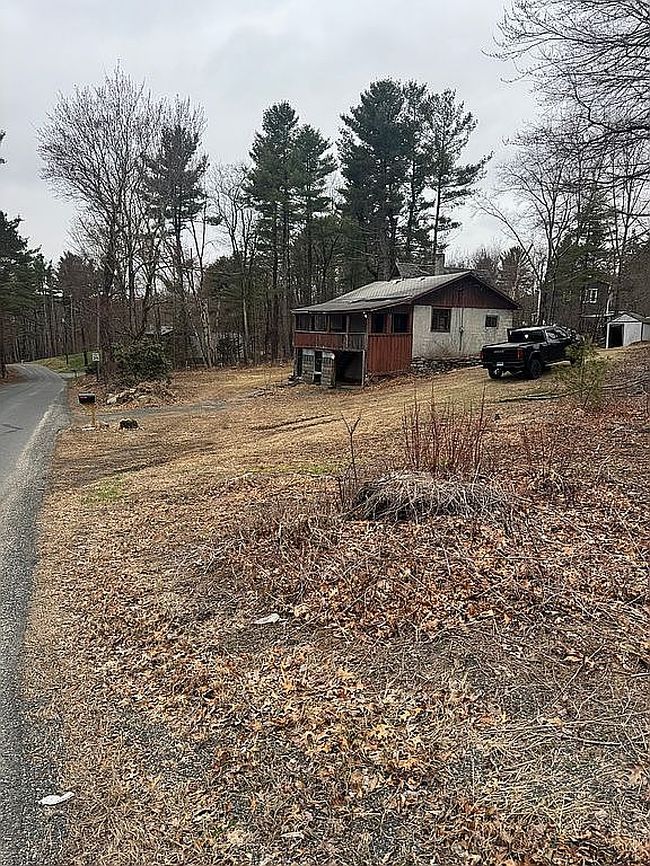 Photo of 2 Old House Rd, Montgomery, MA