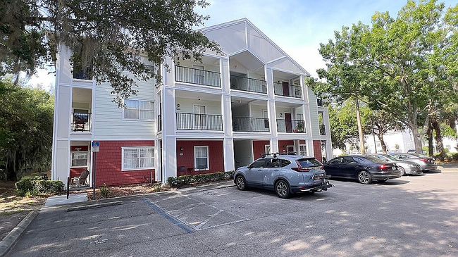 Image of 2360 Sw Archer Rd Apt 304