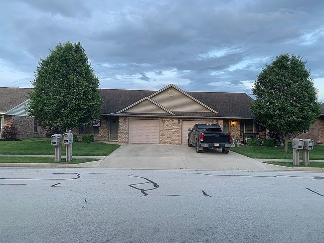 Image of 44 Chippewa Ct