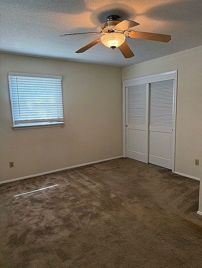 Additional photo 2 of property located at 1225 S Fairview Rd