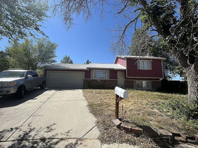 Preview of property located at 2030 S Chelton Rd