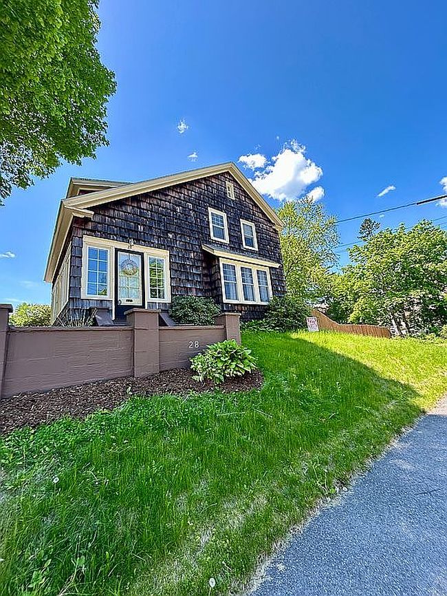 Image of 28 Holly St
