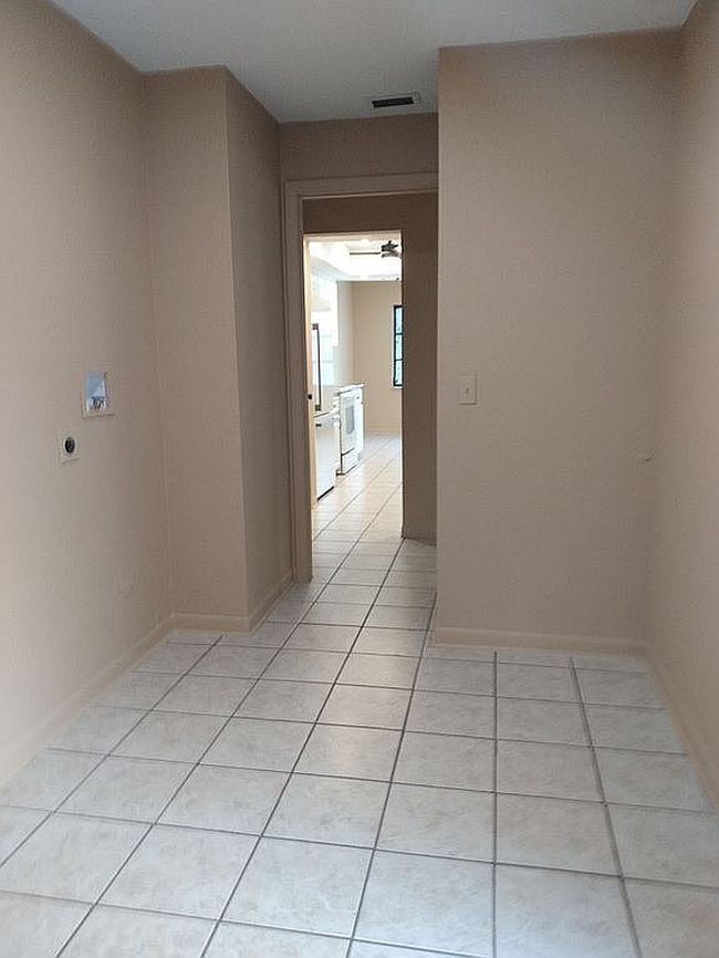 Photo of 1 Sycamore Ct E, Homosassa, FL