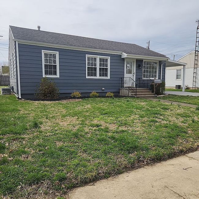 Image of 3046 Legion Park Dr