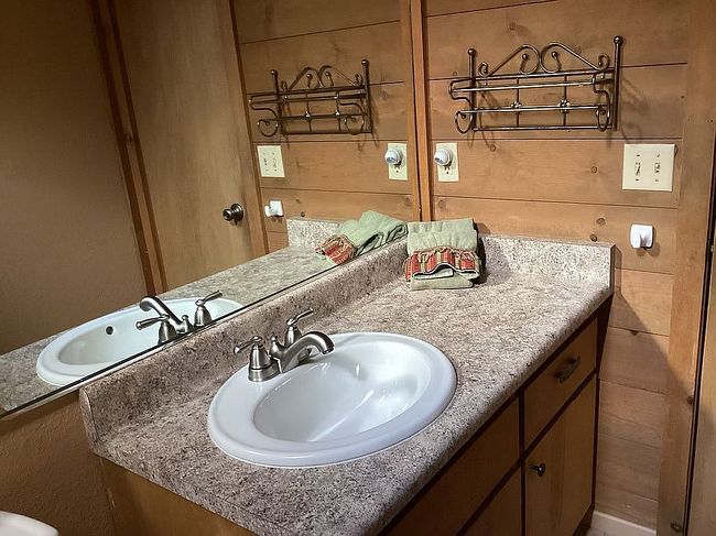 Photo of 54429 S Circle Dr, Idyllwild, CA