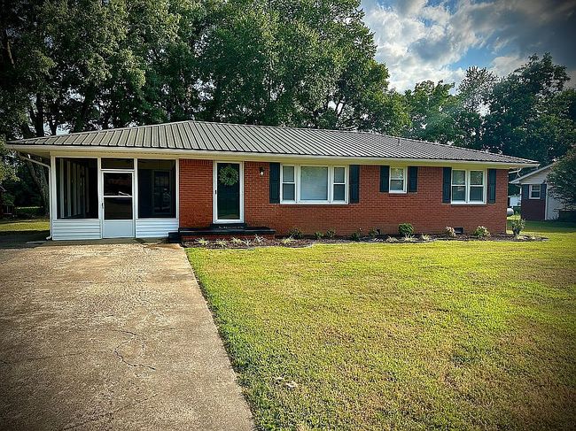 Photo of 73 Sublette Rd, Clinton, KY