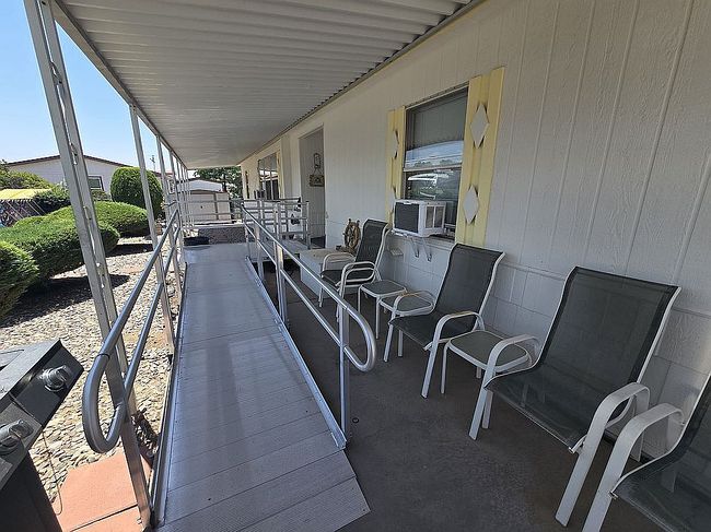 Additional photo 3 of property located at 7240 Springfield Dr Ne