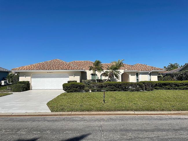 Photo of 367 Ardenwood Dr