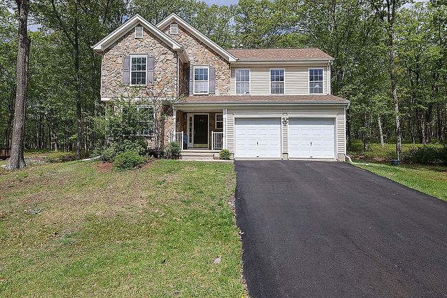 Image of 2124 Bedford Dr