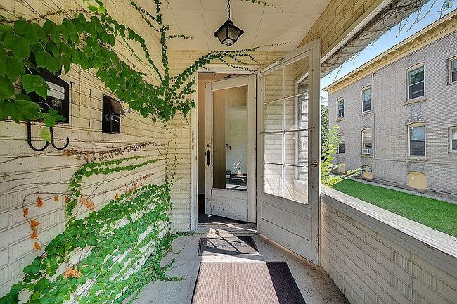 Photo of 2501 Emerson Ave S, Minneapolis, MN