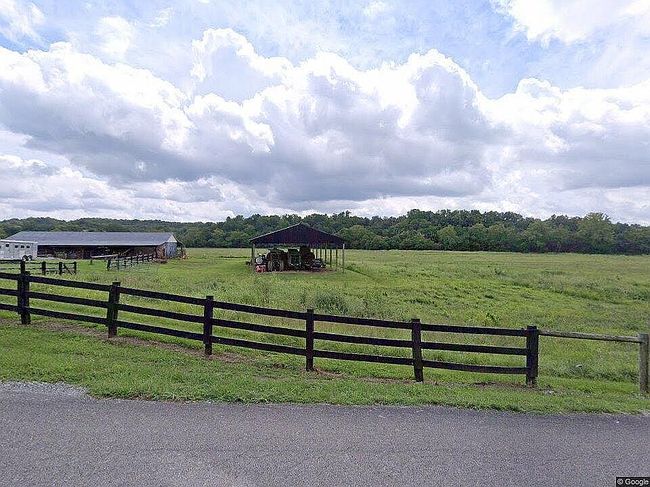 Photo of 1930 John Graham Rd, Greeneville, TN