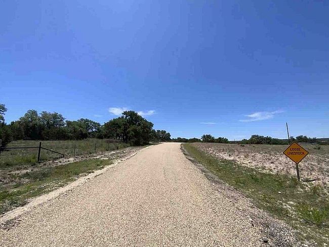 Photo of 1393 Schumann Rd, Stonewall, TX
