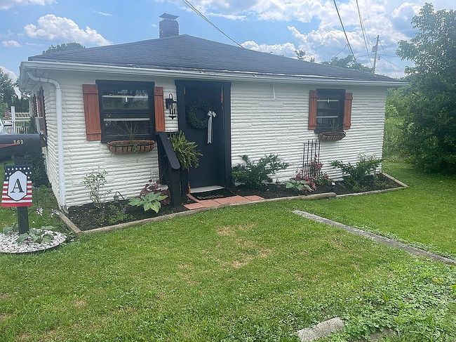 Photo of 569 Tukosh St, Tarrs, PA