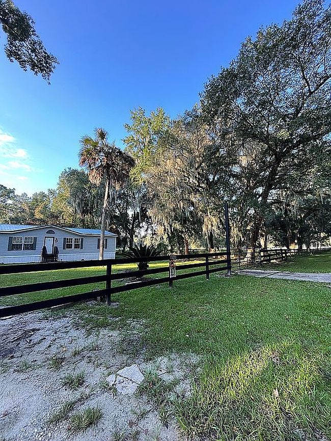 Photo of 11220 Nw 193rd St, Micanopy, FL