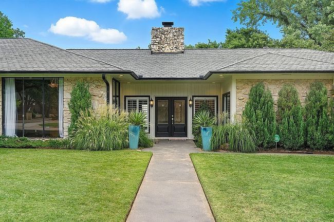 Additional photo 3 of property located at 12008 Quail Creek Rd