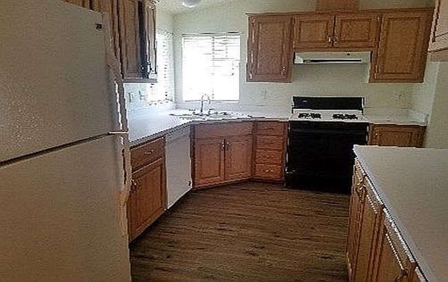 Image of 612 44th St